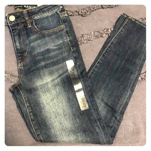 American Eagle Hi-Rise Jegging